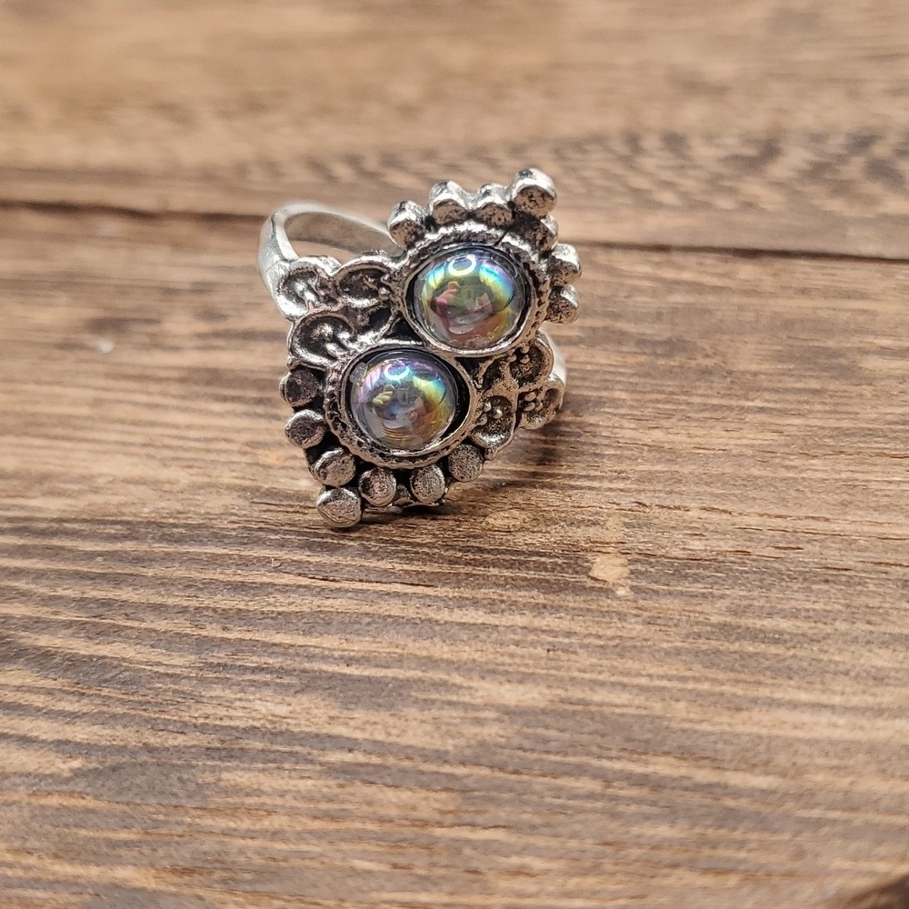 Size 8 R375 rainbow Moonstone ring